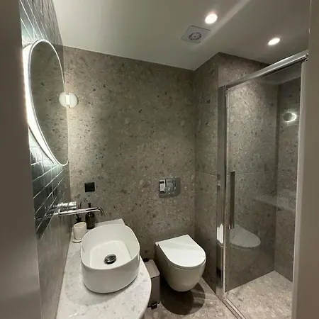 Modern With Free Private Parking Near Metro Θεσσαλονίκη