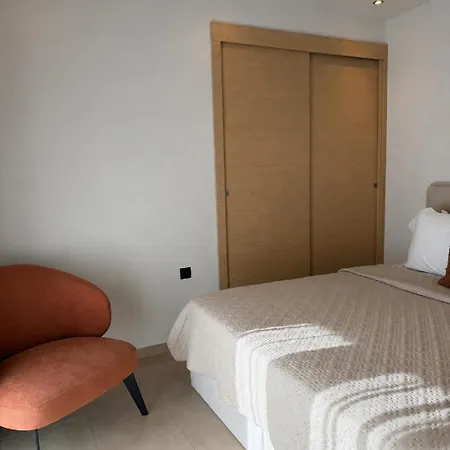 Modern With Free Private Parking Near Metro Appartement *